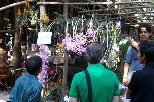 File 06.jpg - Auf dem Burmamarkt